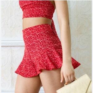 Red ditzy polkadots mini skort Sz M